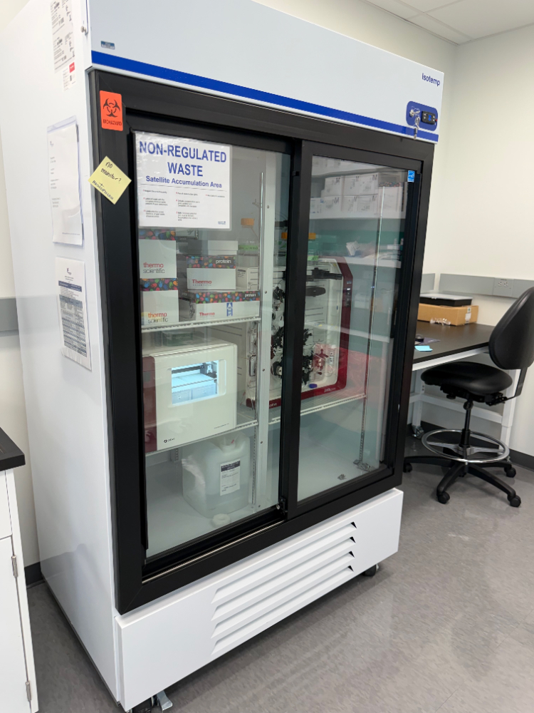 Image of Fisherbrand Isotemp Double Glass Door Laboratory Refrigerator